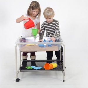 MESA DE AGUA Y ARENA CON ESTANTE